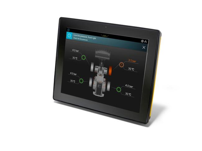 Auf dem Touchscreen-Display des Volvo Co-Pilot werden jetzt auch Reifendruck und -temperatur in Echtzeit angezeigt.
