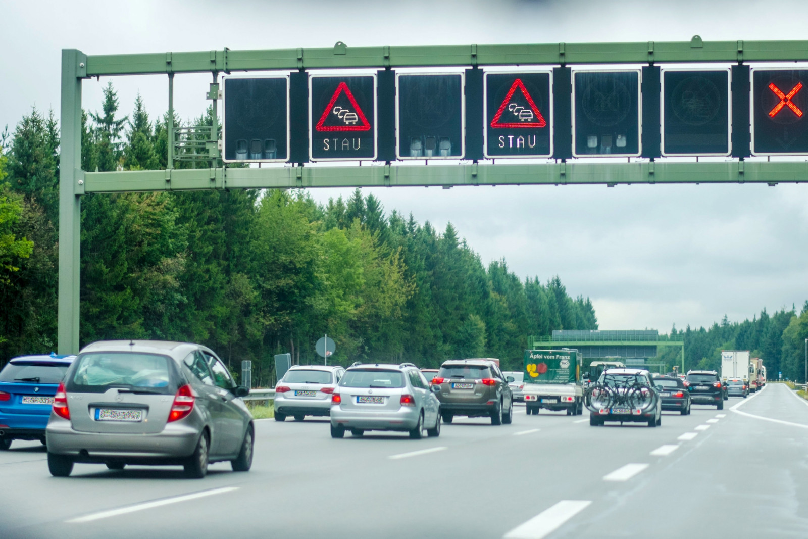 Stau gehört wieder verstärkt zum Bild auf unseren Autobahnen